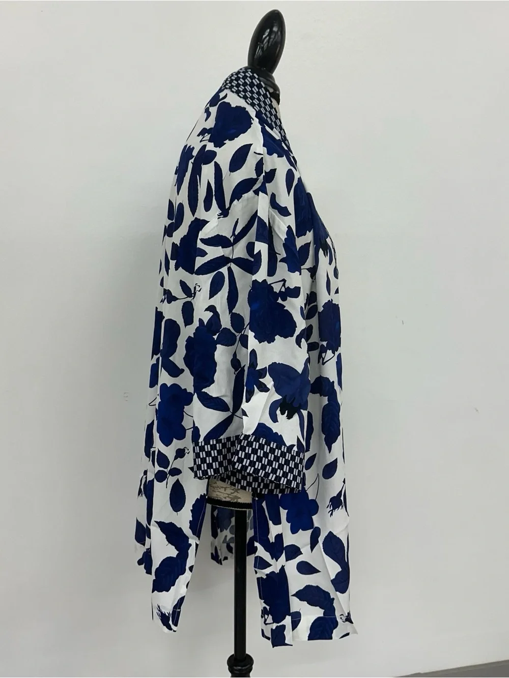Cabi Botanical floral kimono jacket - Picture 5 of 10